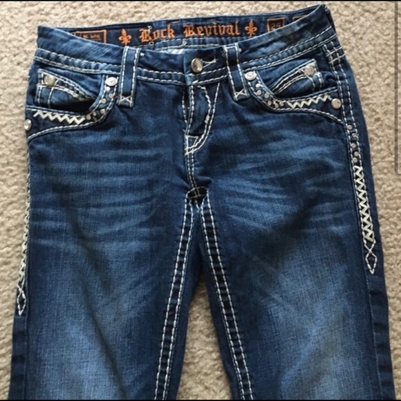 Rock Revival Skinny Jeans - Picture 3 of 3